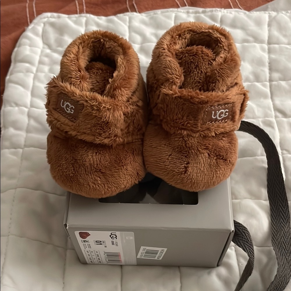 UGG Bixbee Infant 0/1 Brown Fuzzy Terry Cloth Boots Slippers Velcro